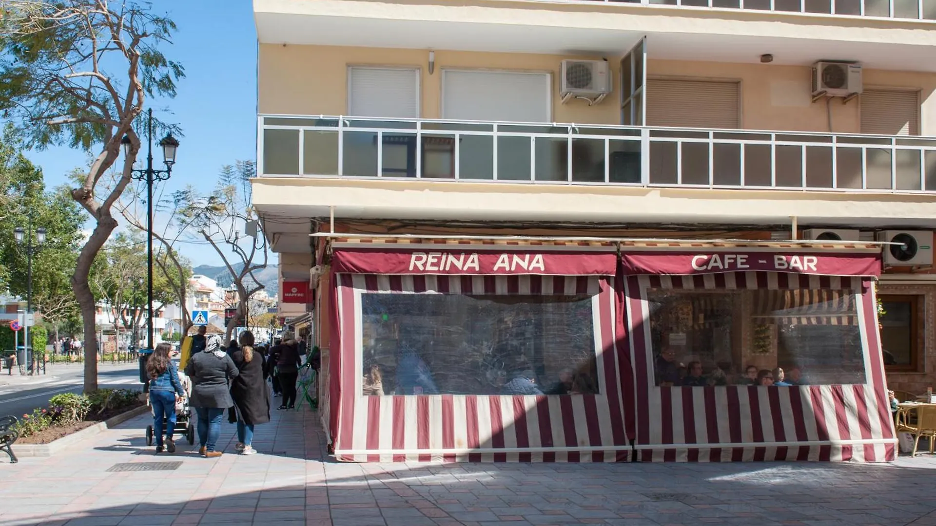 푸엔히롤라 Nadine'S Place 아파트